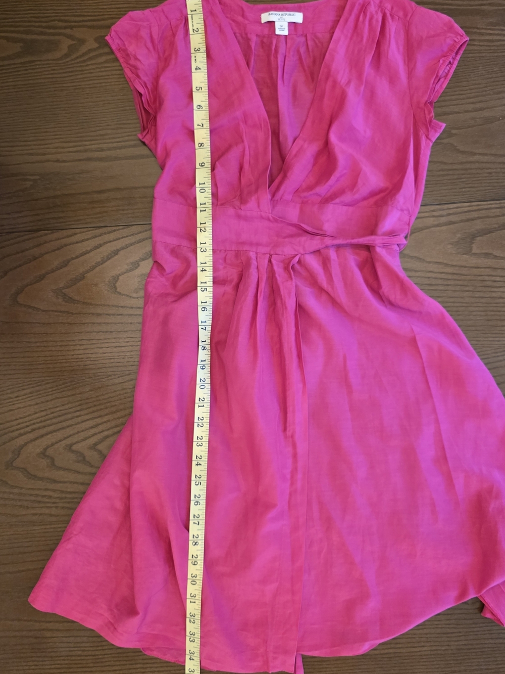 Banana Republic Silk Fuchsia wrap dress V-neck Cap-sleeve minimalist euro summer - Picture 9 of 10
